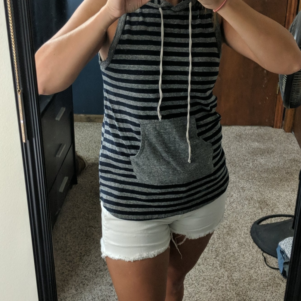 Casual cute hooded muscle tee